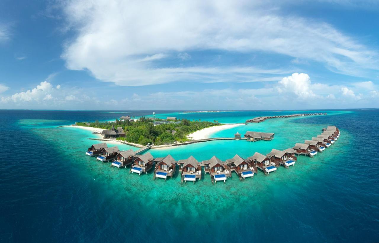 Grand Park Kodhipparu Maldives Hotel Baros Island Bagian luar foto