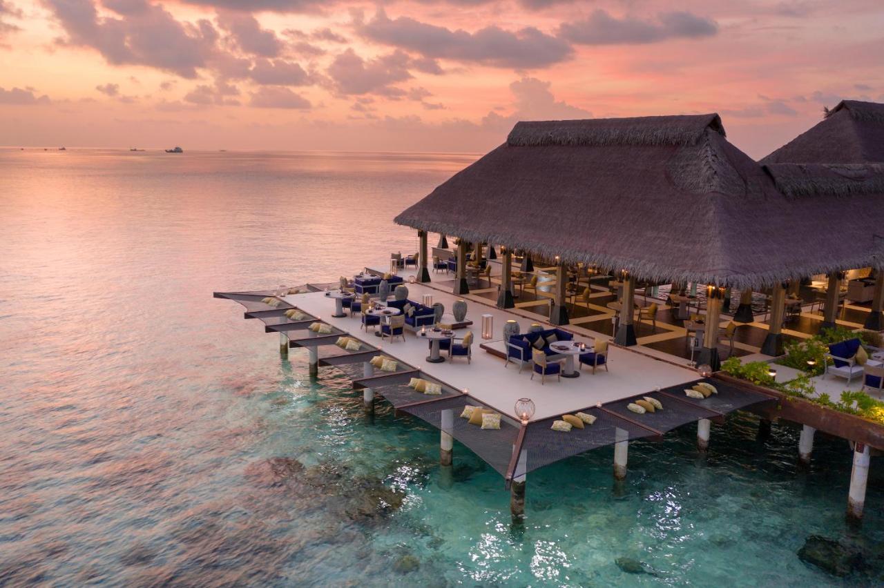 Grand Park Kodhipparu Maldives Hotel Baros Island Bagian luar foto