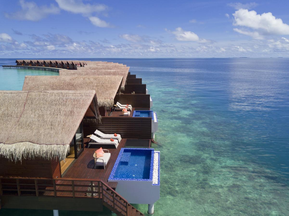 Grand Park Kodhipparu Maldives Hotel Baros Island Bagian luar foto